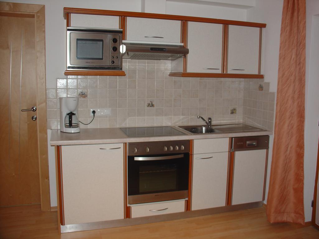 Haus Alpengruss Apartment Neustift im Stubaital Ruang foto