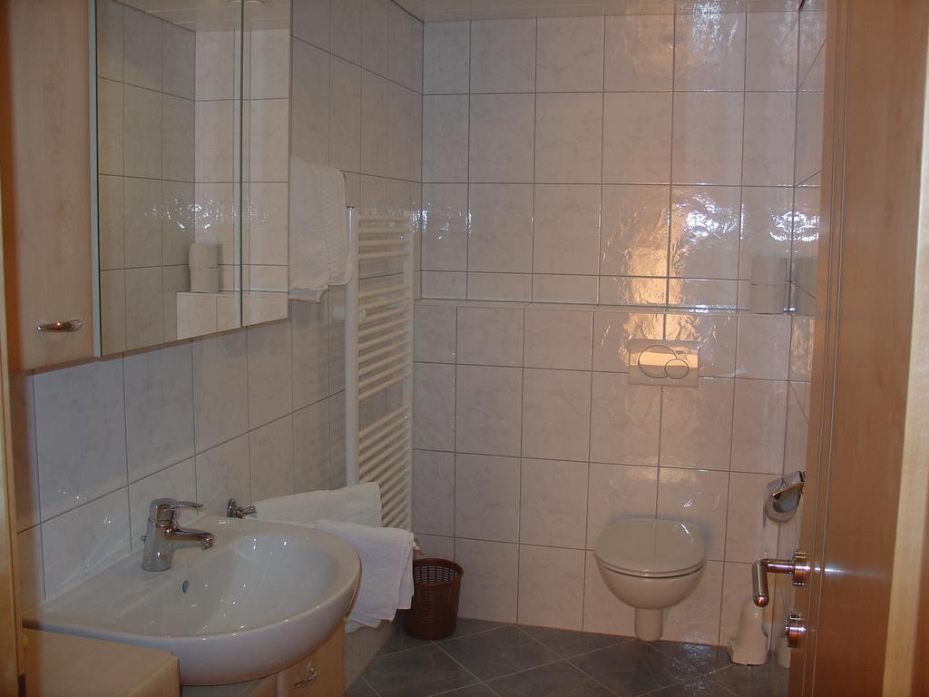 Haus Alpengruss Apartment Neustift im Stubaital Ruang foto